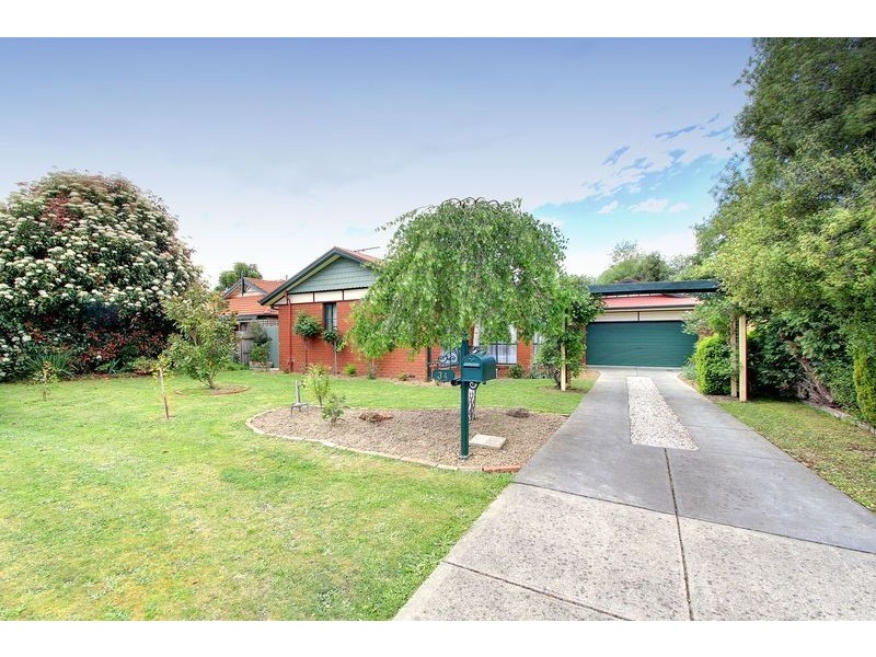 34 The Circuit, Lilydale VIC 3140