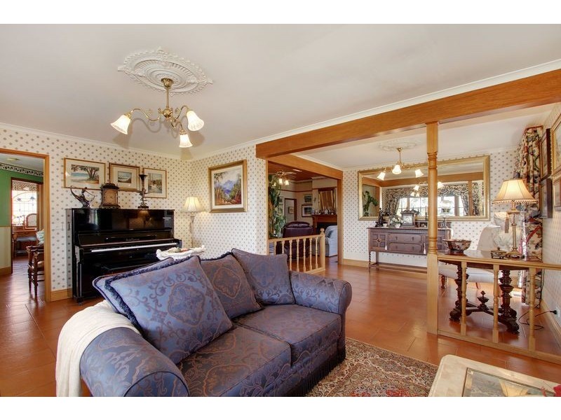 69 Lakeview Drive, Lilydale VIC 3140