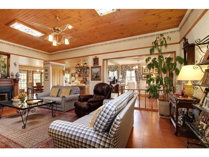 69 Lakeview Drive, Lilydale VIC 3140