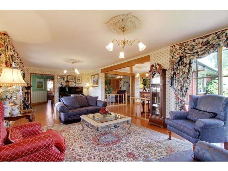 69 Lakeview Drive, Lilydale VIC 3140