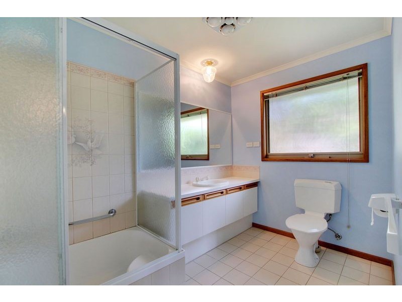 69 Lakeview Drive, Lilydale VIC 3140