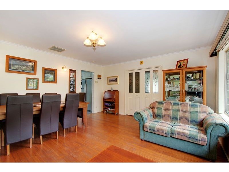 21 Blackburn Road, Mooroolbark VIC 3138