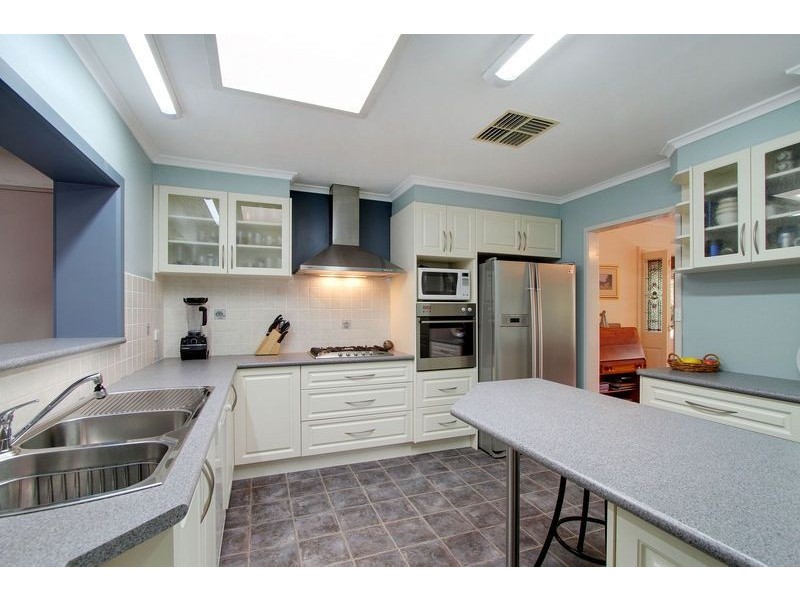 21 Blackburn Road, Mooroolbark VIC 3138