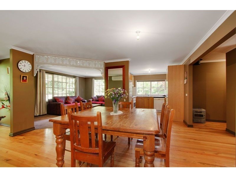 13 Aqueduct Avenue, Mount Evelyn VIC 3796