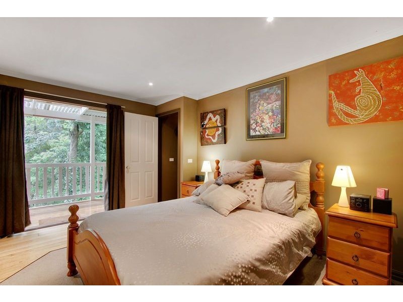 13 Aqueduct Avenue, Mount Evelyn VIC 3796