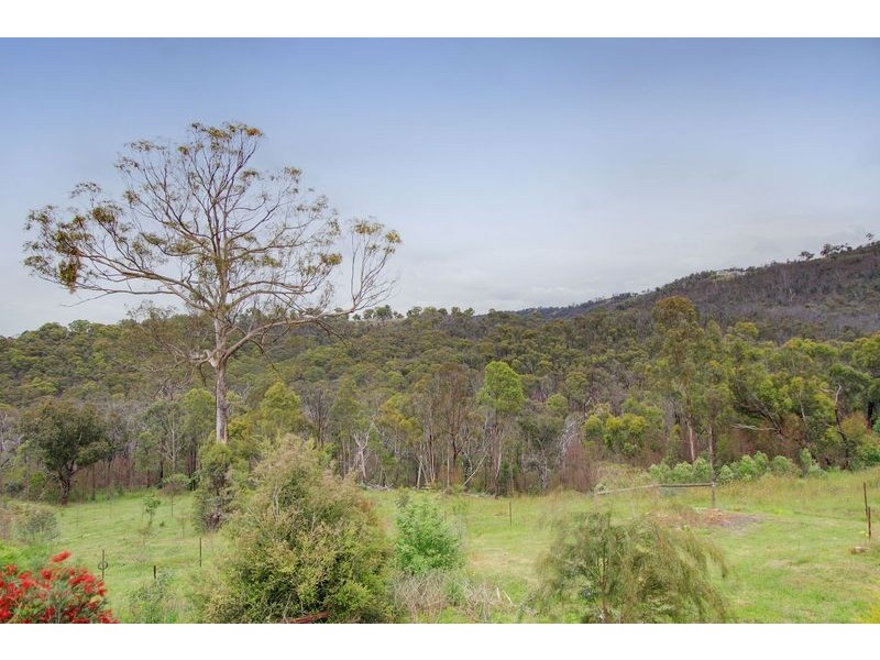60 The Crest, Yarra Glen VIC 3775