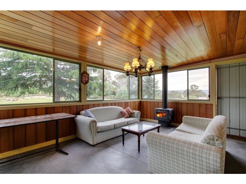 60 The Crest, Yarra Glen VIC 3775