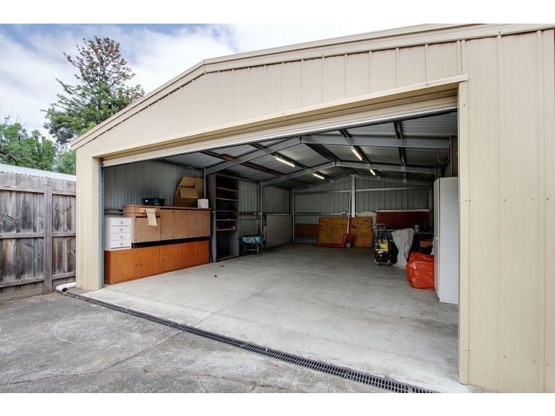 2 Kiama Court, Mooroolbark VIC 3138