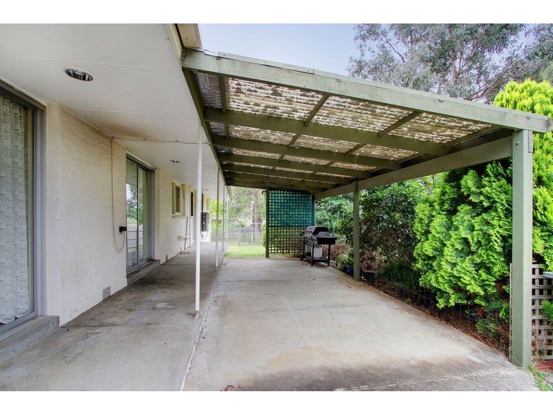 2 Kiama Court, Mooroolbark VIC 3138