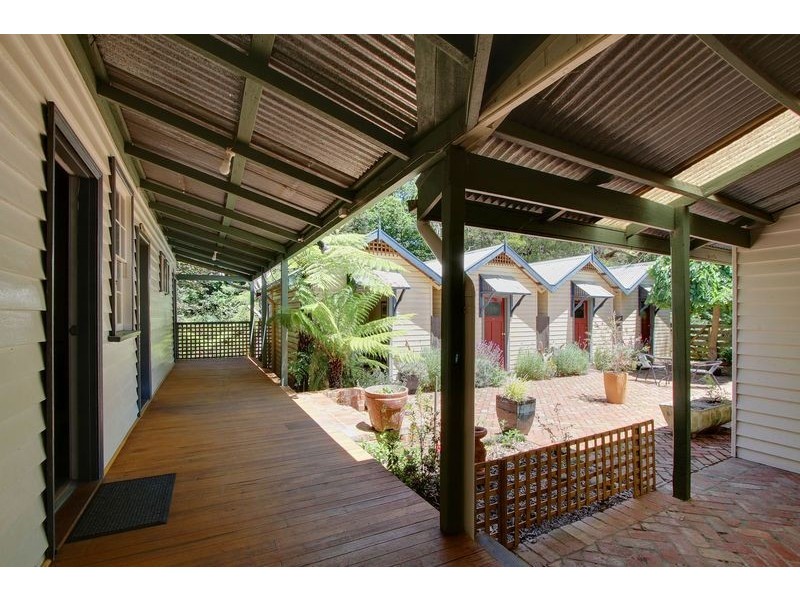 1600 Woods Point Road, Mcmahons Creek VIC 3799