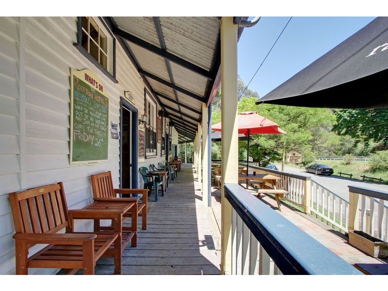 1600 Woods Point Road, Mcmahons Creek VIC 3799