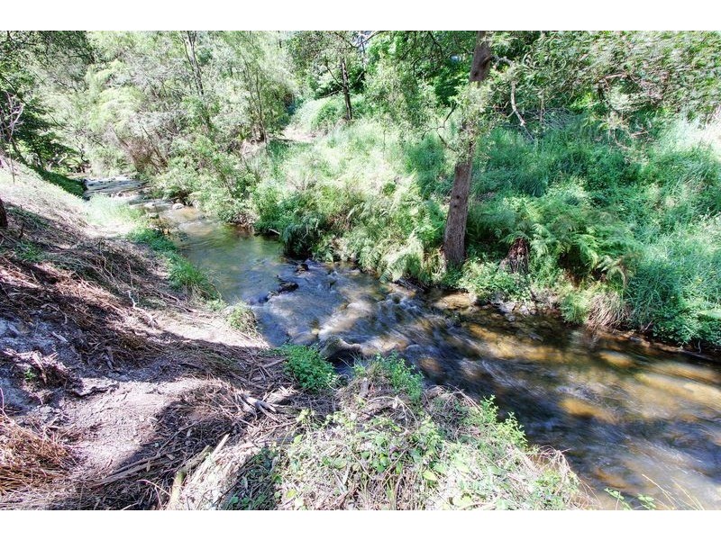 1600 Woods Point Road, Mcmahons Creek VIC 3799