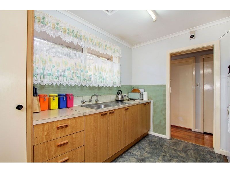 96 Cave Hill Road, Lilydale VIC 3140