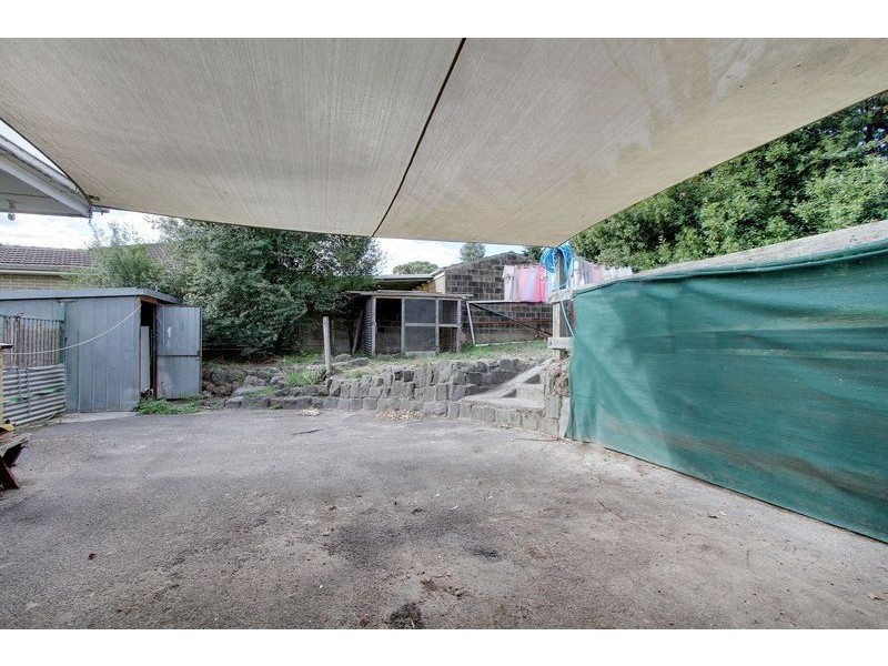 96 Cave Hill Road, Lilydale VIC 3140