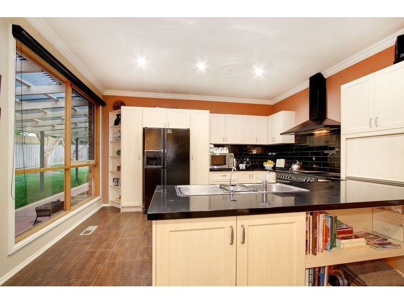 52 Francis Crescent, Mount Evelyn VIC 3796