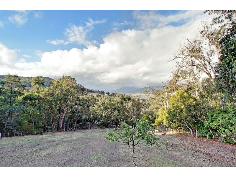 25 Hillcrest Road, Gruyere VIC 3770