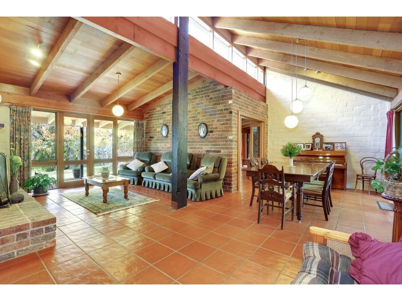 10 Fords Road, Gruyere VIC 3770