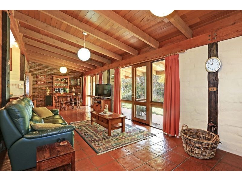 10 Fords Road, Gruyere VIC 3770