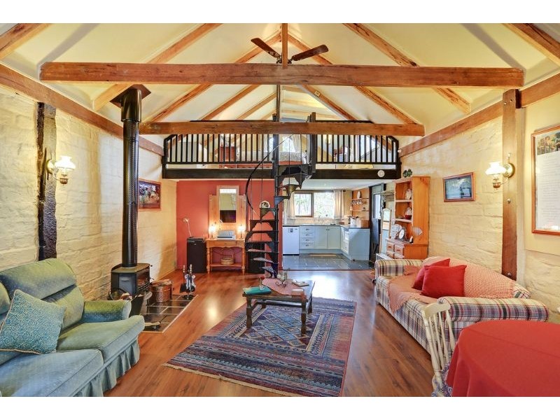 10 Fords Road, Gruyere VIC 3770