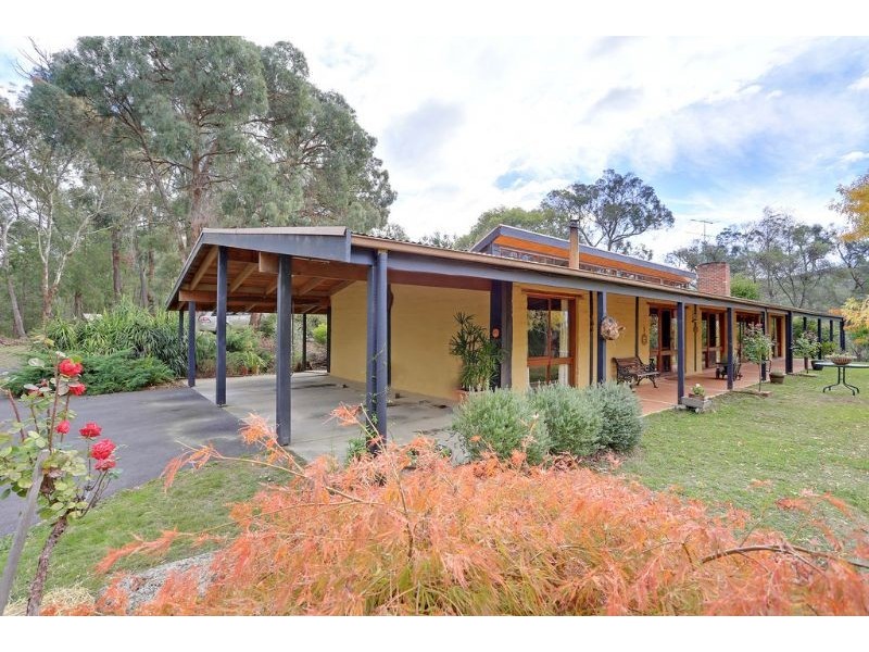 10 Fords Road, Gruyere VIC 3770