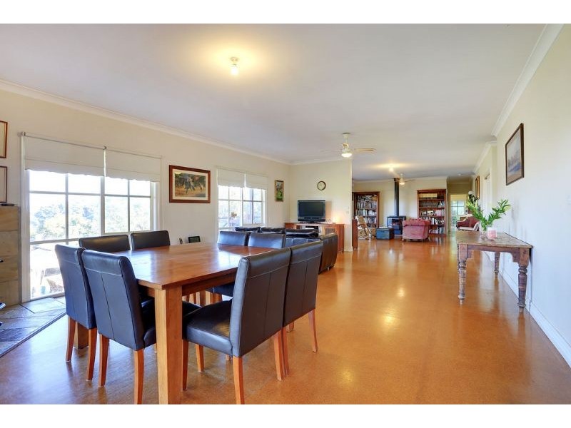 810 Gembrook Road, Hoddles Creek VIC 3139