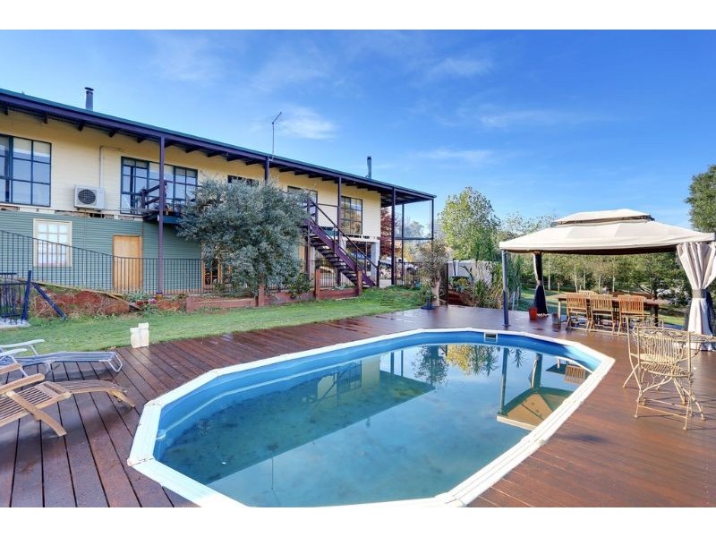 810 Gembrook Road, Hoddles Creek VIC 3139