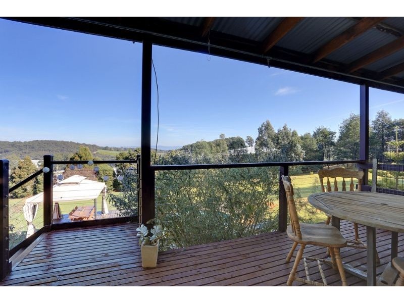 810 Gembrook Road, Hoddles Creek VIC 3139