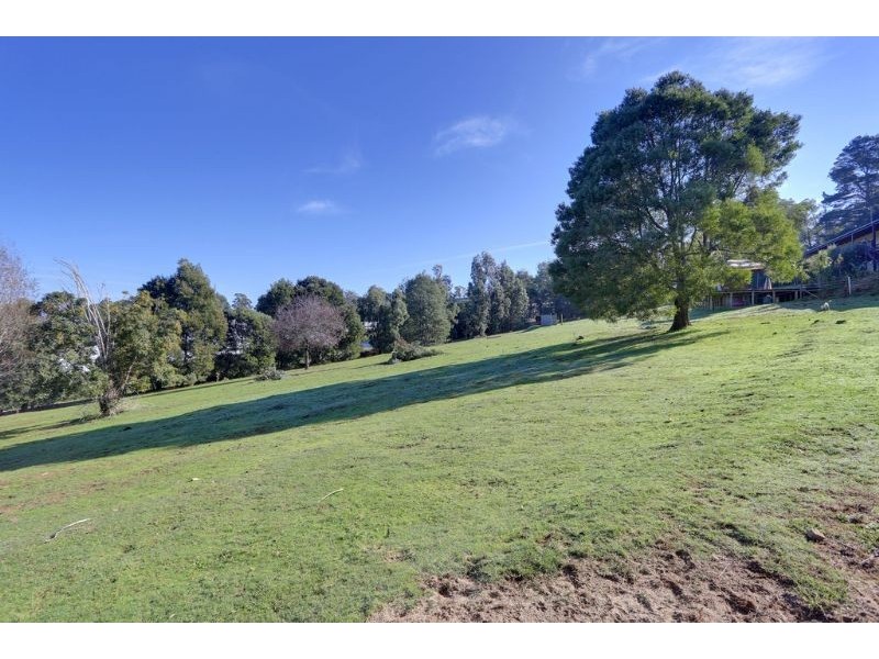 810 Gembrook Road, Hoddles Creek VIC 3139