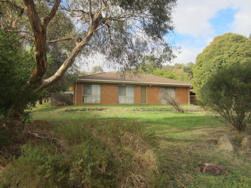 16 Trafalgar Crescent, Lilydale VIC 3140
