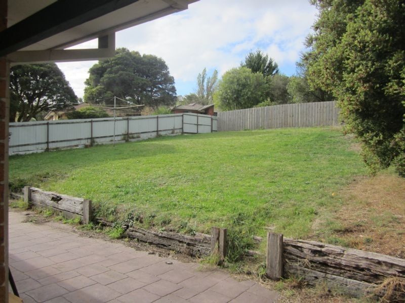 16 Trafalgar Crescent, Lilydale VIC 3140