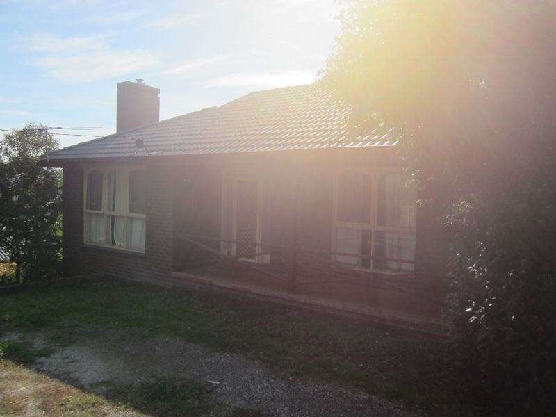 1/355 Clegg Road, Wandin North VIC 3139