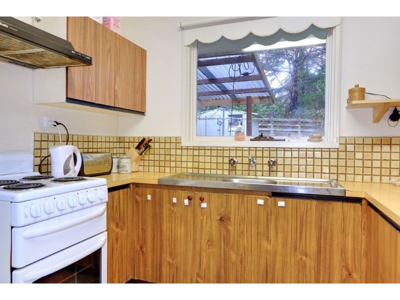 2 Lalors Road, Healesville VIC 3777