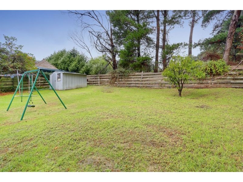 2 Lalors Road, Healesville VIC 3777