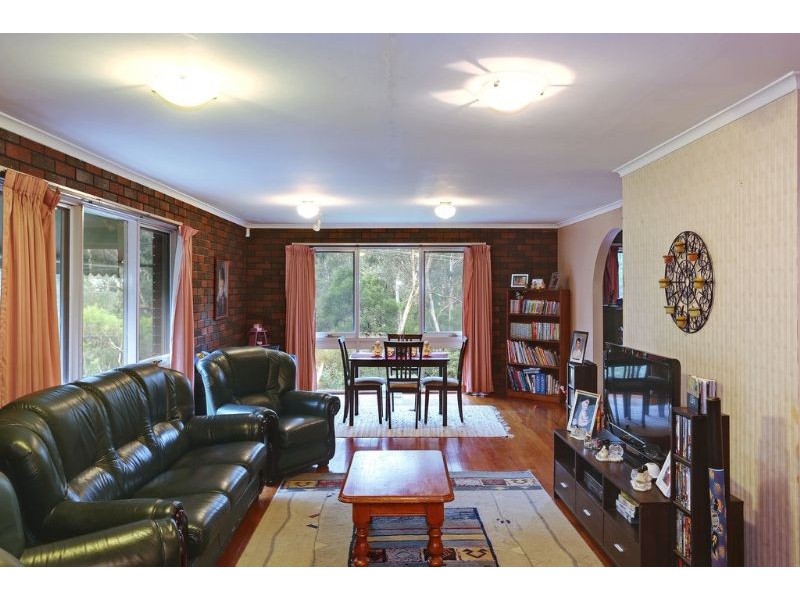 21 Olive Grove, Lilydale VIC 3140