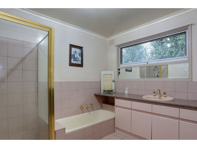 21 Olive Grove, Lilydale VIC 3140