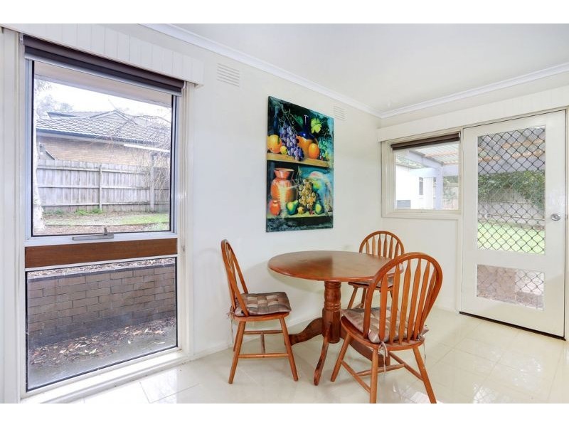 11 Kemp Avenue, Mount Evelyn VIC 3796