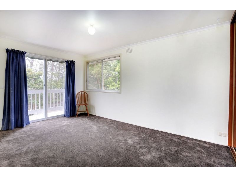 11 Kemp Avenue, Mount Evelyn VIC 3796