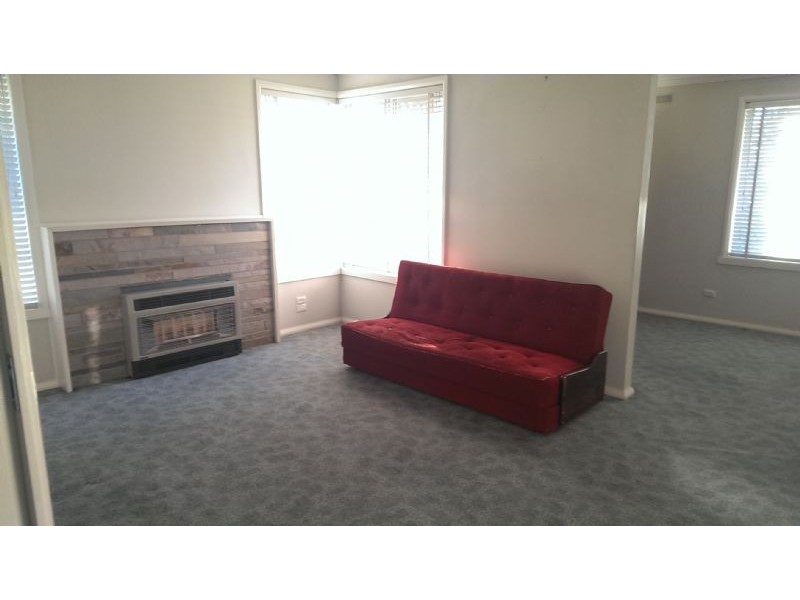 34 Hawthory Road, Kilsyth VIC 3137