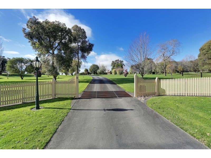 20 Crombie Road, Lilydale VIC 3140
