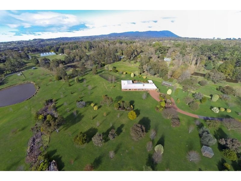 20 Crombie Road, Lilydale VIC 3140
