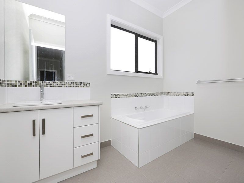 3/63 Victoria Road, Chirnside Park VIC 3116