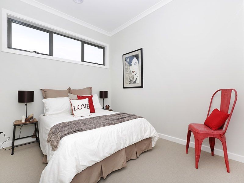 4/63 Victoria Road, Chirnside Park VIC 3116