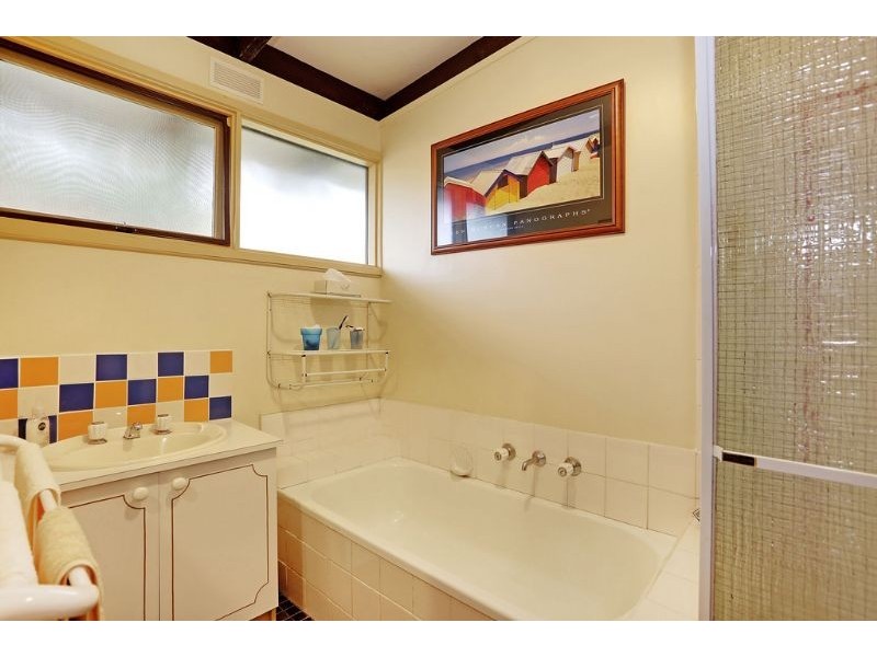 34 Rolloway Rise, Chirnside Park VIC 3116