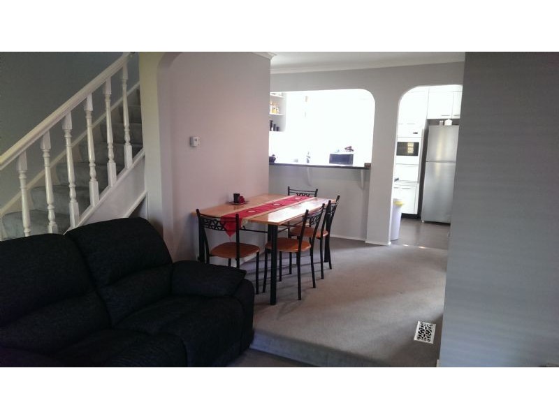 2/61 Cavehill Road, Lilydale VIC 3140