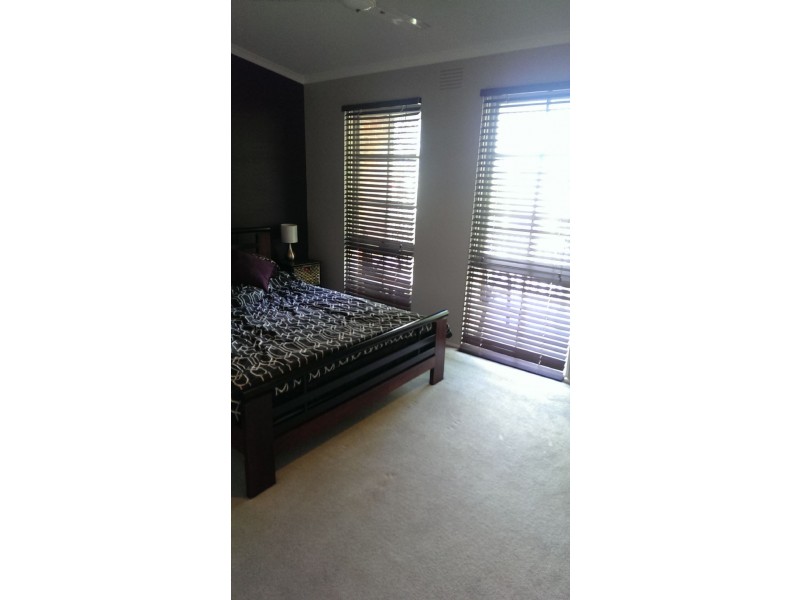 2/61 Cavehill Road, Lilydale VIC 3140