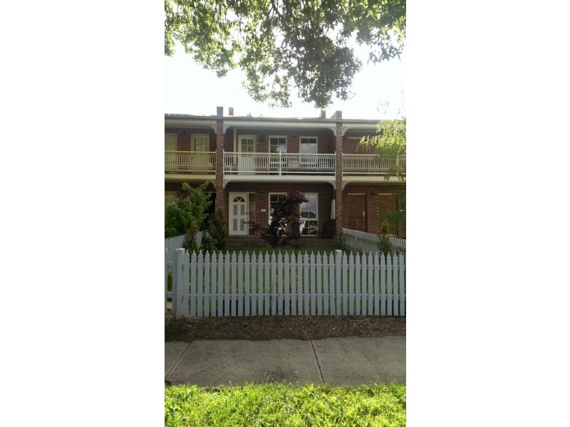 2/61 Cavehill Road, Lilydale VIC 3140