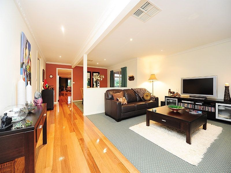 60 Lakeview Drive, Lilydale VIC 3140