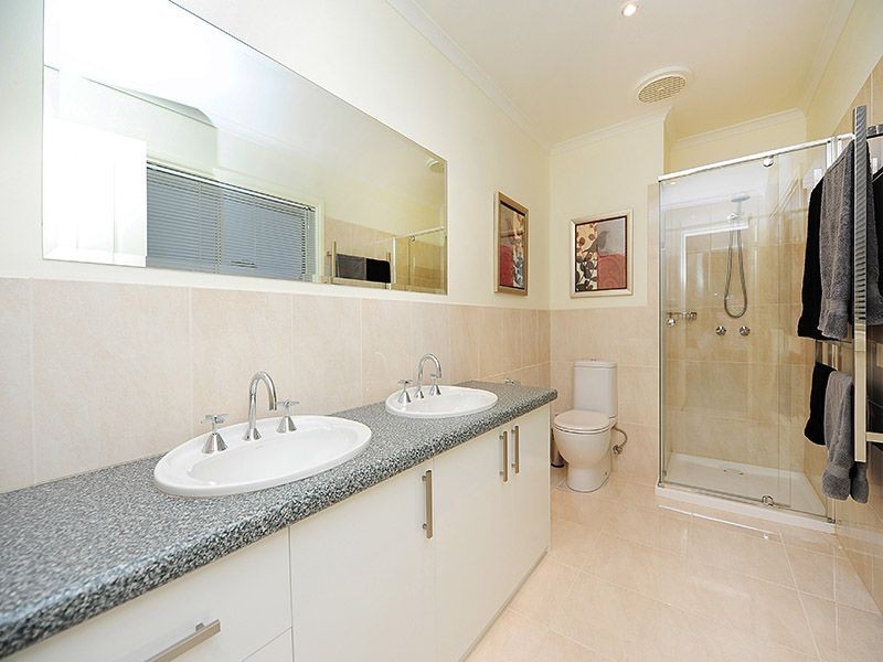 60 Lakeview Drive, Lilydale VIC 3140