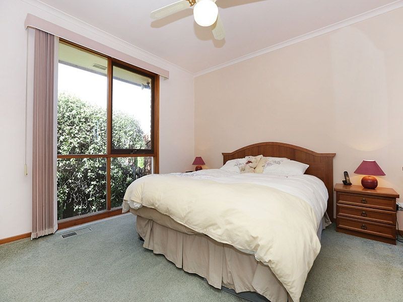 39 Partridge Way, Mooroolbark VIC 3138