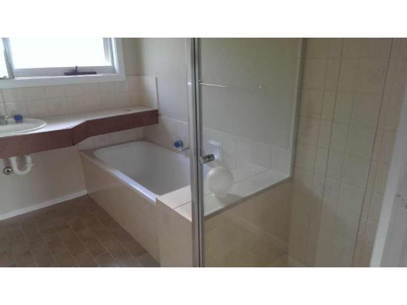 64 Edward Road, Chirnside Park VIC 3116